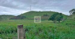 Fazenda 206 alqueires, beirando Rio São João e BR 101 com 2 km Fazenda 206 alqueires, beirando Rio São João e BR 101 com 2 km