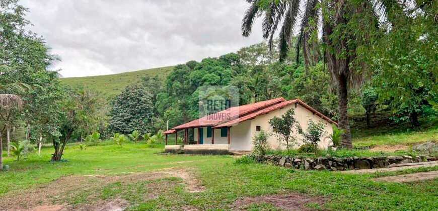 Fazenda 206 alqueires, beirando Rio São João e BR 101 com 2 km Fazenda 206 alqueires, beirando Rio São João e BR 101 com 2 km