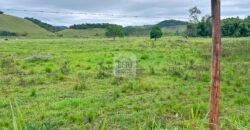 Fazenda 206 alqueires, beirando Rio São João e BR 101 com 2 km Fazenda 206 alqueires, beirando Rio São João e BR 101 com 2 km