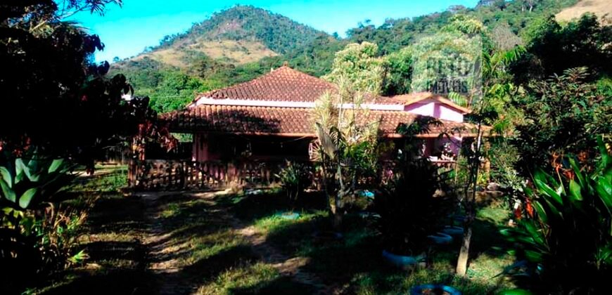 Fazenda 4 Quartos e 2 banheiros à Venda, 244.100 hectares em Belmiro Braga MG