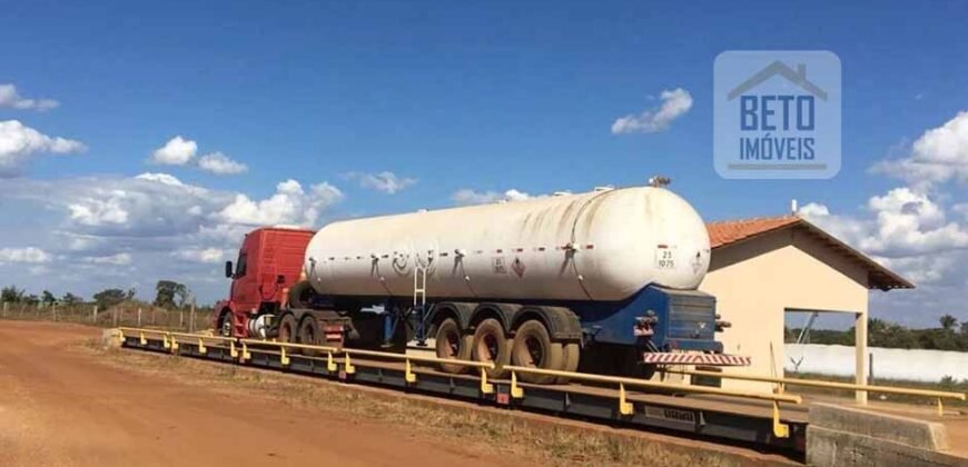 Fazenda c/ benfeitorias 1.360 alqueires sede c/ 3 Quartos e 1 suíte | Cocalinho – MT Fazenda c/ benfeitorias 1.360 alqueires sede c/ 3 Quartos e 1 suíte | Cocalinho – MT