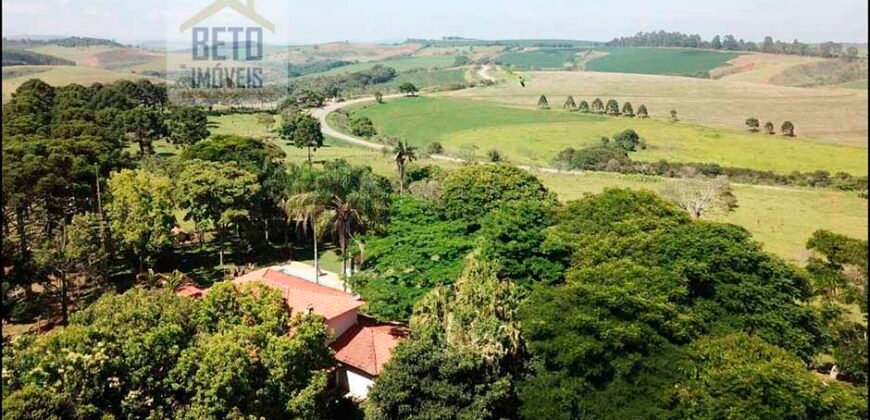 Oportunidade Única: Fazenda de 440 Hectares no Sul de Minas Gerais com Residência de Luxo e Infraestrutura Completa