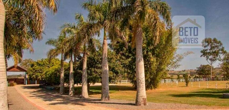 Oportunidade Única: Venda de Excelente Haras c/ Casa sede 4 suítes, piscina e prainha | Quadra/ SP Oportunidade Única: Venda de Excelente Haras c/ Casa sede 4 suítes, piscina e prainha | Quadra/ SP