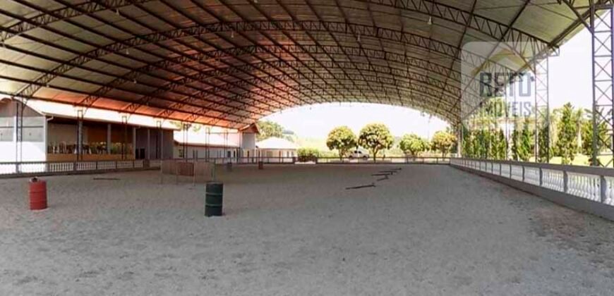 Oportunidade Única: Venda de Excelente Haras c/ Casa sede 4 suítes, piscina e prainha | Quadra/ SP Oportunidade Única: Venda de Excelente Haras c/ Casa sede 4 suítes, piscina e prainha | Quadra/ SP