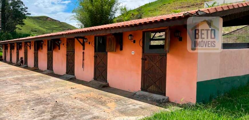 Linda Fazenda com Estrutura de laser completa 206 has Represa e água mineral | Guaratinguetá/ SP Linda Fazenda com Estrutura de laser completa 206 has Represa e água mineral | Guaratinguetá/ SP