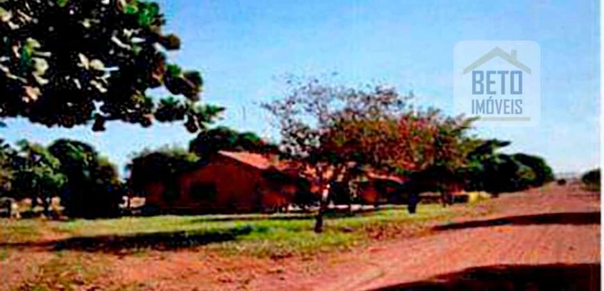 Excelente Fazenda 38.420 ha Pecuária e Mineradora Pista de pouso e hangar | Cocalinhos/ MT Excelente Fazenda 38.420 ha Pecuária e Mineradora Pista de pouso e hangar | Cocalinhos/ MT