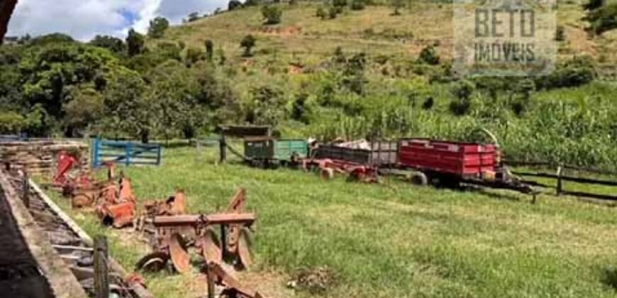 Belíssima Fazenda Centenária à venda, Estilo colonial com 72 ha Paraíso Ecológico | Carmo/ RJ