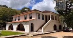 Belíssima Fazenda Centenária à venda, Estilo colonial com 72 ha Paraíso Ecológico | Carmo/ RJ