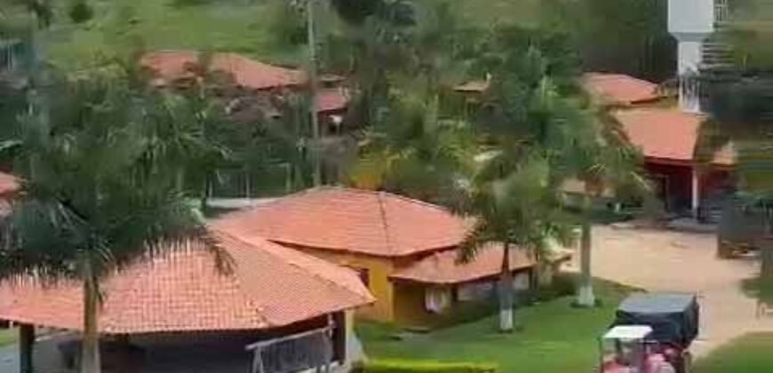 Linda Fazenda com Estrutura de laser completa 206 has Represa e água mineral | Guaratinguetá/ SP Linda Fazenda com Estrutura de laser completa 206 has Represa e água mineral | Guaratinguetá/ SP