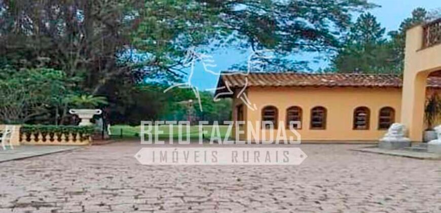Fazenda Cinematográfica à Venda 2.662 has com Cinema, 20 Suítes e Muito Mais | Botucatu/SP