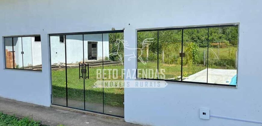 Rancho à venda 06 Alqs. Criação de Cavalos e outros Animais | Macabuzinho/RJ