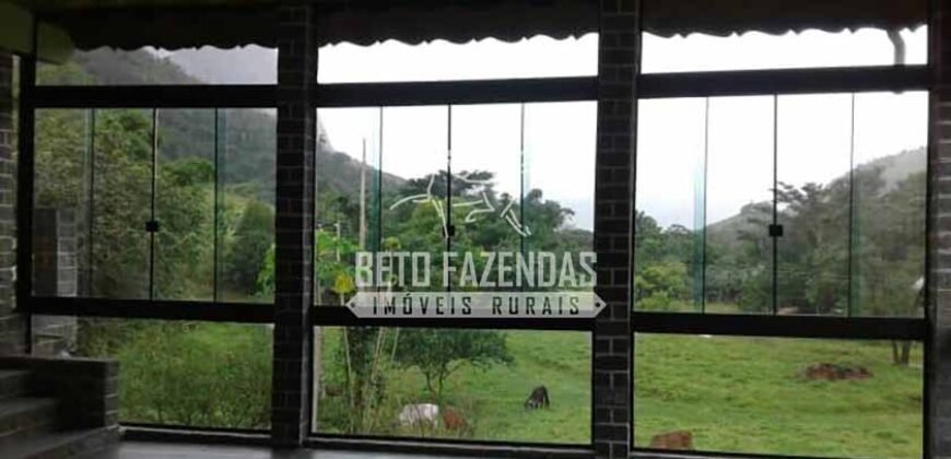 Venda de Lindo Sítio com 10 hectares Paraíso na Serra da Cruz | Macaé/RJ Venda de Lindo Sítio com 10 hectares Paraíso na Serra da Cruz | Macaé/RJ