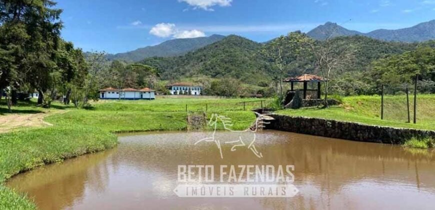 Fazenda à Venda 55 Alq. Exuberante e Histórica de 1832 no Vale do Paraíba/RJ