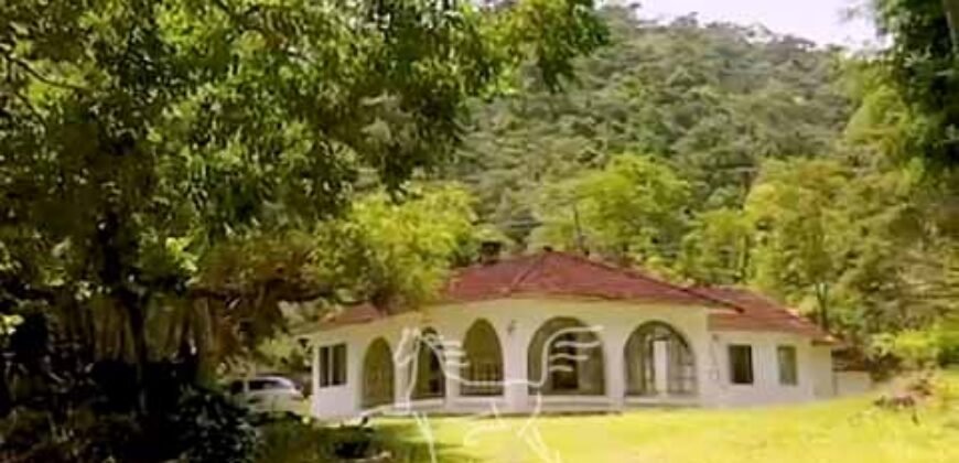 Fazenda Exclusiva à Venda 193.600 m² Empreendimento Turístico | Trajano de Moraes/RJ Fazenda Exclusiva à Venda 193.600 m² Empreendimento Turístico | Trajano de Moraes/RJ