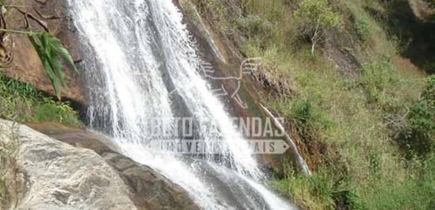 Fazenda Pecuária, Turismo e Mineral à Venda 125 has Ótimo Investimento | Angra dos Reis/RJ!