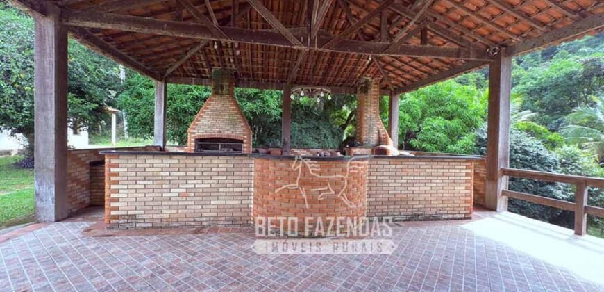 Fazenda à Venda 217 Has Linda Casa Sede para Turismo e Lazer | Piraí/ RJ Fazenda à Venda 217 Has Linda Casa Sede para Turismo e Lazer | Piraí/ RJ