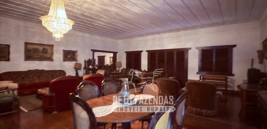 Fazenda à Venda 217 Has Linda Casa Sede para Turismo e Lazer | Piraí/ RJ Fazenda à Venda 217 Has Linda Casa Sede para Turismo e Lazer | Piraí/ RJ