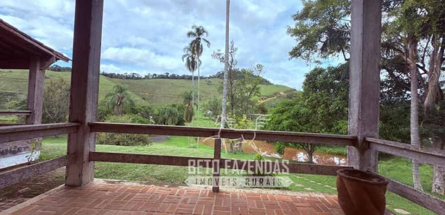 Fazenda à Venda 217 Has Linda Casa Sede para Turismo e Lazer | Piraí/ RJ Fazenda à Venda 217 Has Linda Casa Sede para Turismo e Lazer | Piraí/ RJ