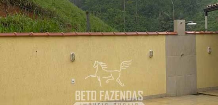 Venda de Fazenda 30 Alqueires Infraestrutura Completa na Pecuária | Sta. Maria Madalena /RJ