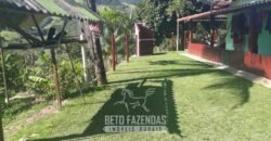 Sítio à Venda 23.000 m² 100% por Estrada Asfaltada e Cimentada em Glicério | Macaé/RJ