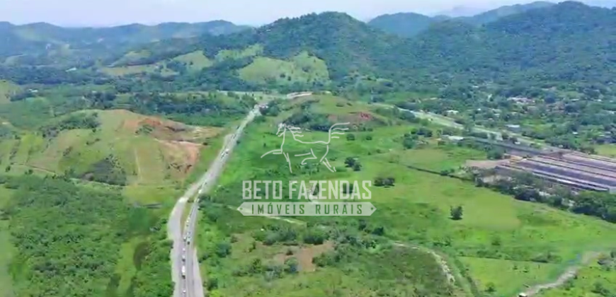 Fazenda à Venda 474 Has às Margens da Rodovia Empreendimentos, Pecuária e Lavoura | Magé/RJ